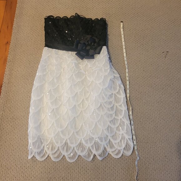 Black and white bodice style sequin peacock formal dress with bow - Picture 3 of 8
